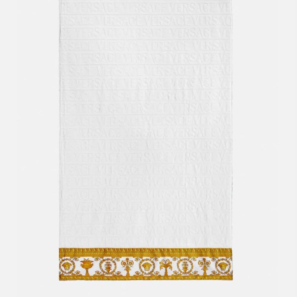 Versace Towel - Picture 2 of 9